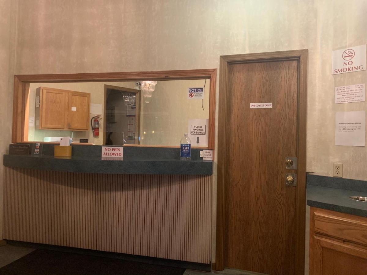 Economy Inn & Suites Hannibal Zewnętrze zdjęcie