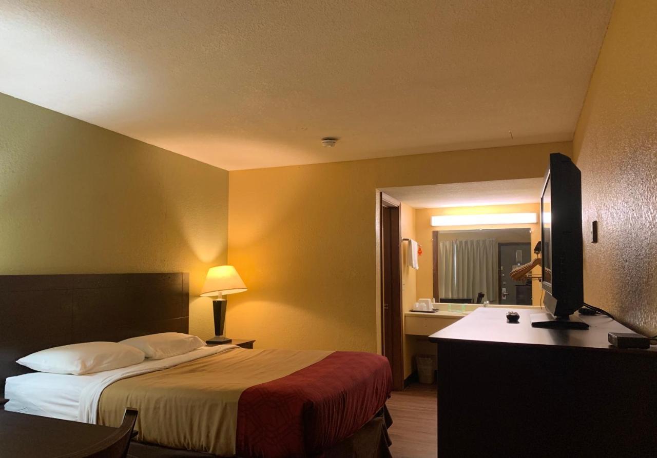 Economy Inn & Suites Hannibal Zewnętrze zdjęcie